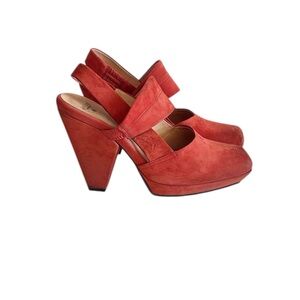 John Fluevog On Board Starboard Red Orange Suede Slingback Heel Sandals size 9.5